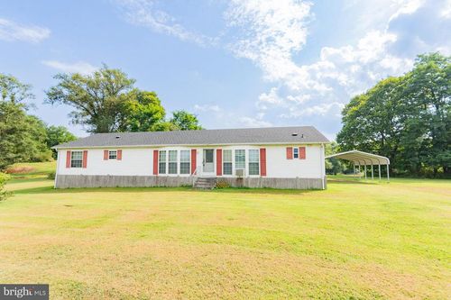 828 Shepherdstown Pike, HARPERS FERRY, WV, 25425-3189 | Card Image