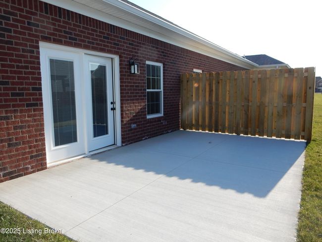 195 Bullitt Creek Dr, Condo with 2 bedrooms, 2 bathrooms and null parking in Shepherdsville KY | Image 22