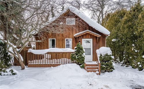 5216 Orchard Ave, Hamburg, NY, 14075-5651 | Card Image