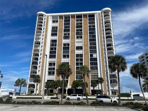 21b4-3003 S Atlantic Ave, DAYTONA BEACH SHORES, FL, 32118-6173 | Card Image