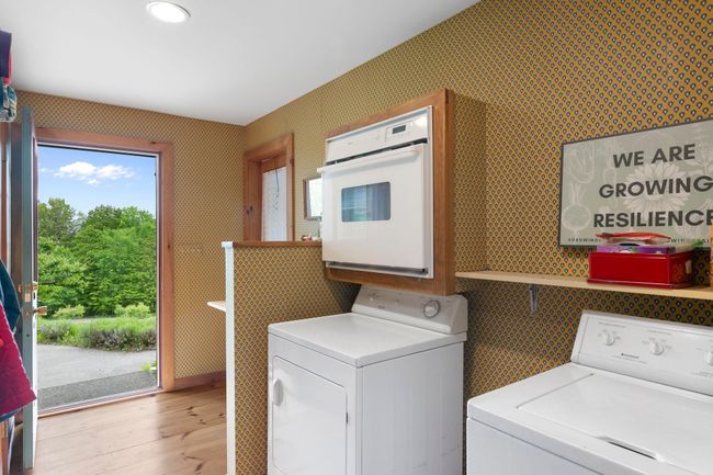 104 Juniper Ridge Rd, House other with 3 bedrooms, 4 bathrooms and null parking in Brattleboro VT | Image 11