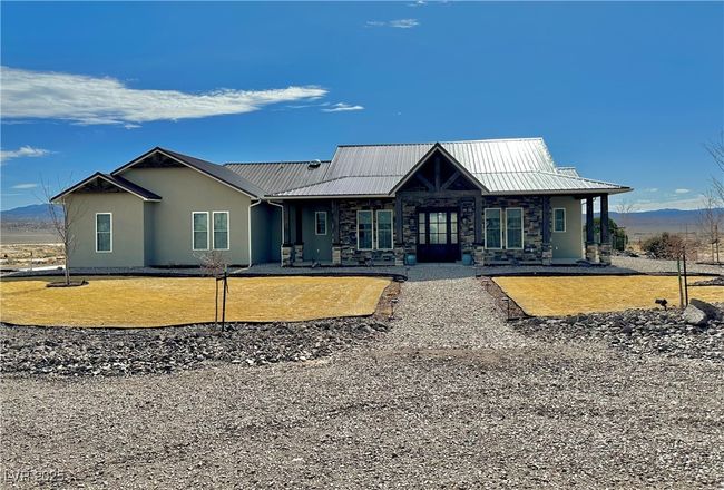 5208 Blue Desert Trl, House other with 3 bedrooms, 3 bathrooms and null parking in Caliente NV | Image 5