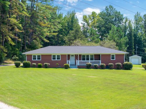 2303 Horny Head Creek Rd, Parsons, TN, 38363-5648 | Card Image