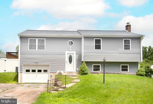 4324 Beaumont Rd, DOVER, PA, 17315-3406 | Card Image