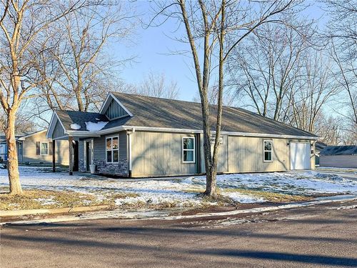 500 E 24th Street, SEDALIA, MO, 65301 | Card Image