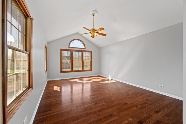 1503 Longbranch Ct, Townhouse with 2 bedrooms, 3 bathrooms and 2 parking in Naperville IL | Image 23