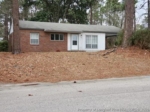 1810 Wendover Dr, Fayetteville, NC, 28304-1426 | Card Image