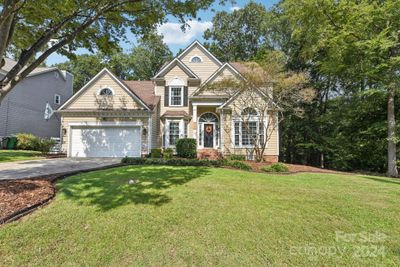 4107 Beauvista Drive, House other with 4 bedrooms, 2 bathrooms and null parking in Charlotte NC | Image 1