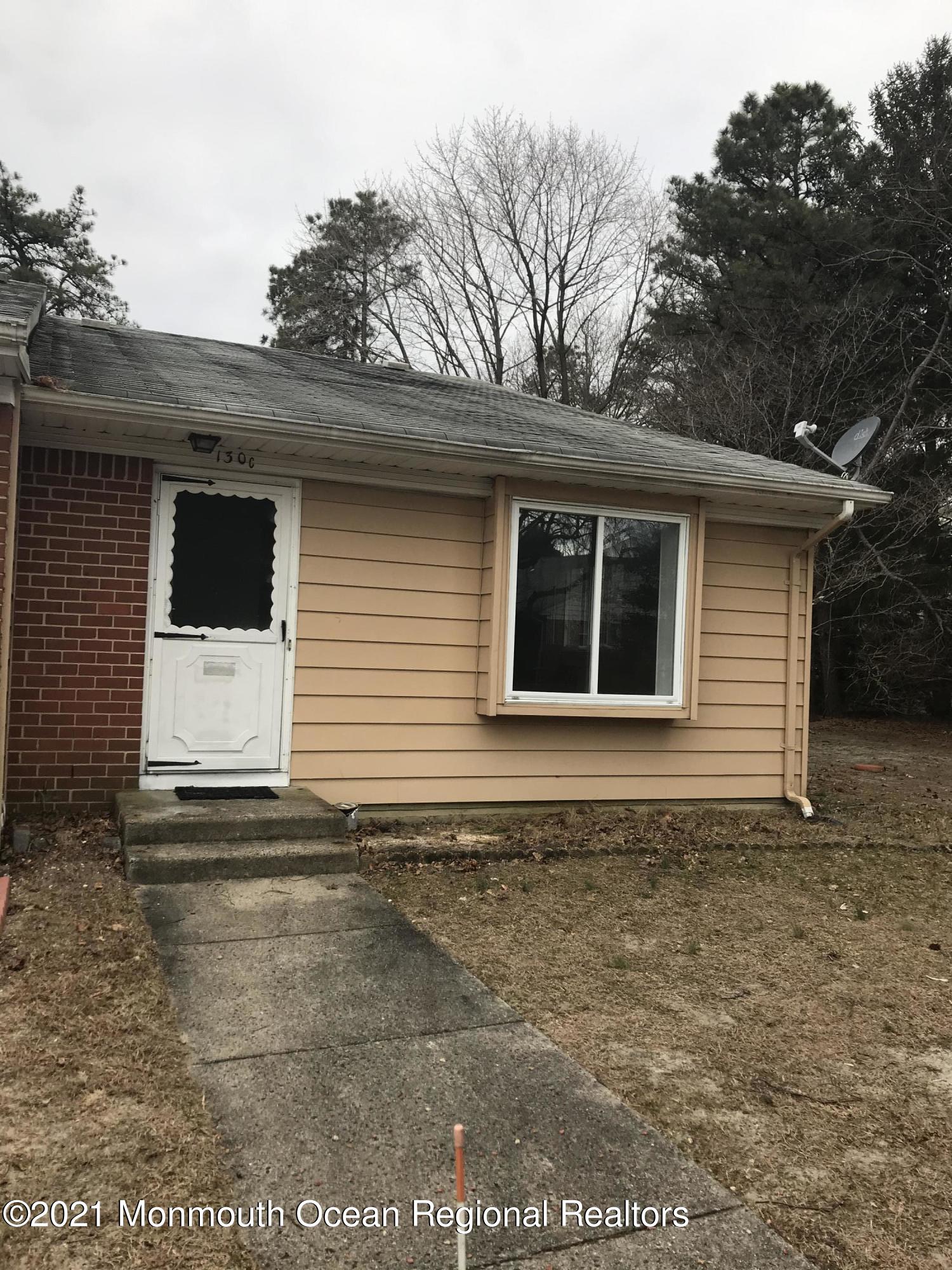 130c Hudson Parkway, Sold in Whiting Zoocasa