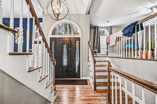 2202 Woodmont Dr, Springfield, TN, 37172-4038 | Card Image