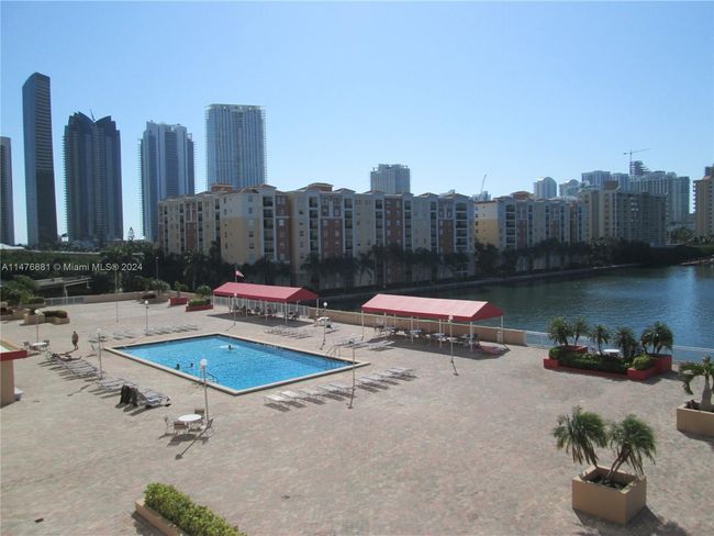 APT-1414 - 250 174 Th St, Condo with 1 bedrooms, 2 bathrooms and null parking in Sunny Isles Beach FL | Image 26