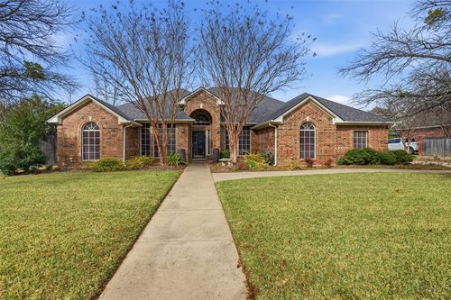 901 Dylan Ct, Burleson, TX, 76028-4961 | Card Image