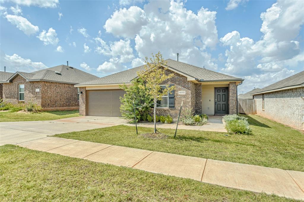 Residential in Mustang 4