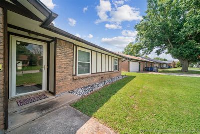 6429 S 30th West Avenue, House other with 3 bedrooms, 2 bathrooms and null parking in Tulsa OK | Image 1