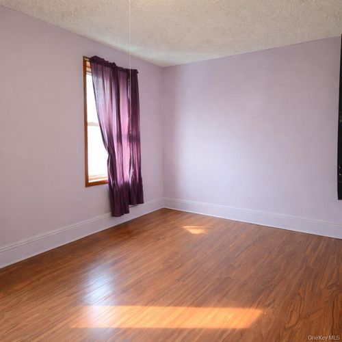 9145 85th St, Woodhaven, NY, 11421-2932 | Card Image