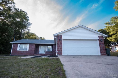 846 Candy Ln, Cantonment, FL, 32533-6983 | Card Image