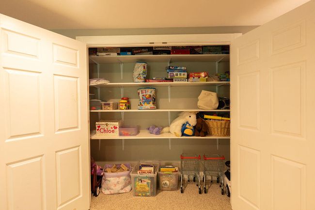 Large closet. | Image 76