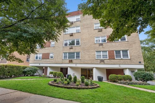 302-445 Sherman Ave, Evanston, IL, 60202-5307 | Card Image