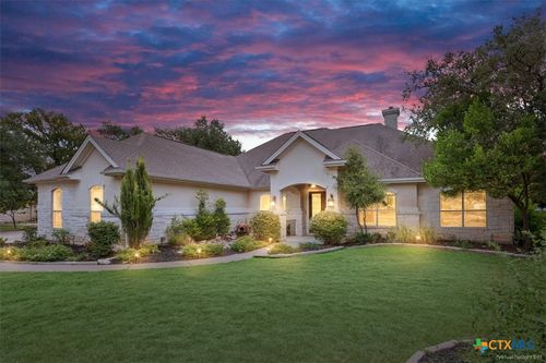 521 Buena Vista Dr, Georgetown, TX, 78633-5620 | Card Image