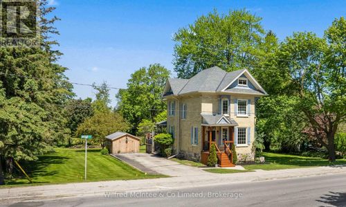 74 Arthur St W, Harriston, ON, N0G1Z0 | Card Image
