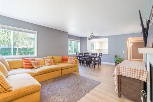 101-20320 Fanchon Ln, Canyon Country, CA, 91351-5253 | Card Image