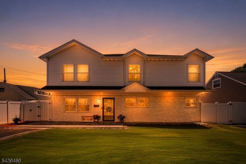 88 Leber Ave, Carteret, NJ, 07008-1939 | Card Image