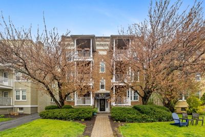 APT-203 - 36 Robin Road, Condo with 2 bedrooms, 1 bathrooms and null parking in West Hartford CT | Image 1