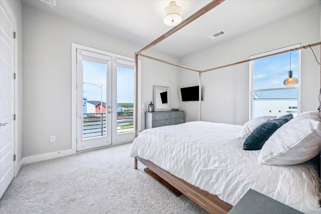 6229 Florencia Ln, House other with 3 bedrooms, 3 bathrooms and 4 parking in Austin TX | Image 24