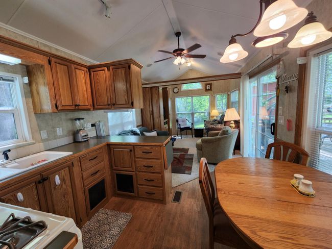Open floor plan | Image 8