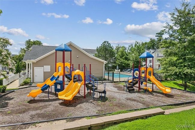 1703 Prosperity Ct, Condo with 4 bedrooms, 4 bathrooms and null parking in Williamsburg VA | Image 27
