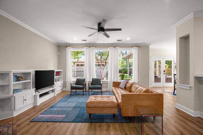 9417 Hopeland Dr, House other with 3 bedrooms, 3 bathrooms and 4 parking in Austin TX | Image 10