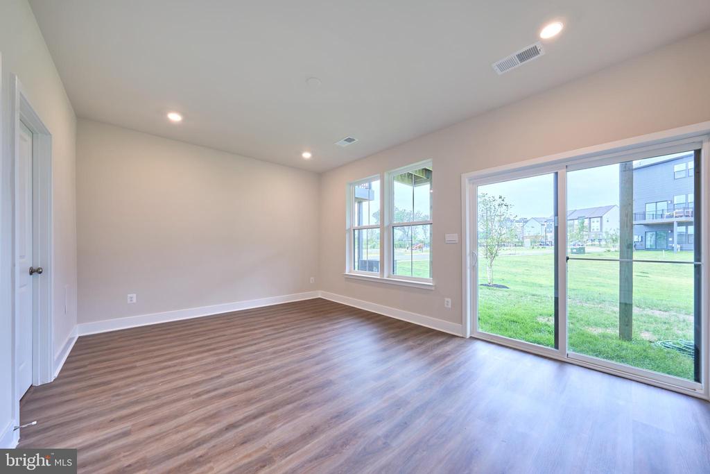 Residential Lease in MANASSAS 3