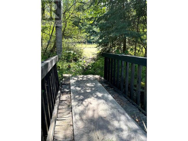 2690 Peasley Rd, House other with 5 bedrooms, 2 bathrooms and 2 parking in Jaffray BC | Image 39