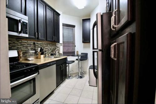 1423 E St Ne, WASHINGTON, DC, 20002-5403 | Card Image
