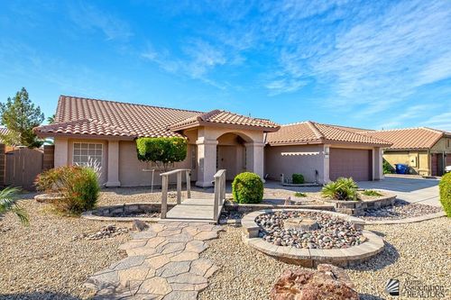 8061 E Topeka Pl, Yuma, AZ, 85365-8640 | Card Image