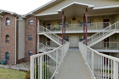 d9-350 S Wildwood Dr, Branson, MO, 65616-7142 | Card Image