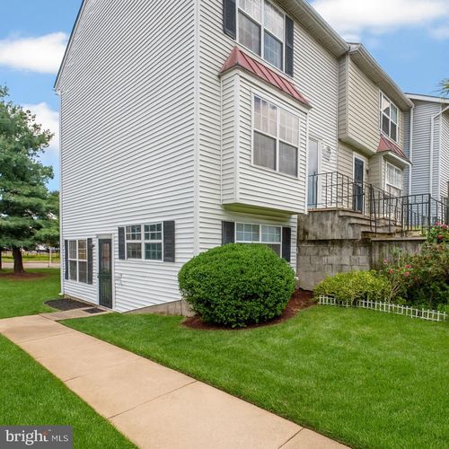 6800 Milltown Ct, DISTRICT HEIGHTS, MD, 20747-1753 | Card Image