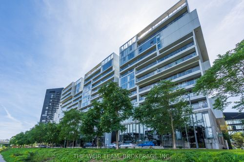 32 Trolley Cres, Toronto, ON, M5A0E8 | Card Image