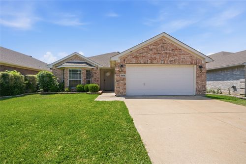 8404 Bowspirit Ln, Hurst, TX, 76053-7425 | Card Image