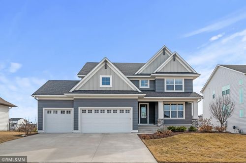 9595 8th St N, Lake Elmo, MN, 55042-2306 | Card Image