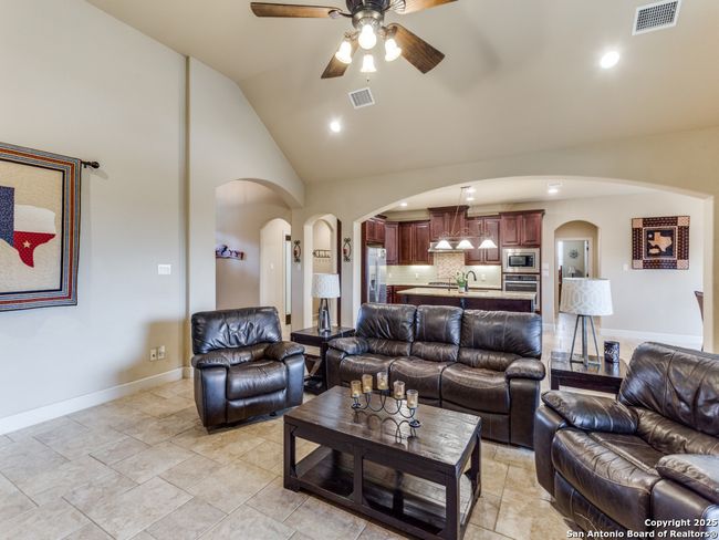 332 Bosque Rdg, House other with 3 bedrooms, 3 bathrooms and null parking in Spring Branch TX | Image 9
