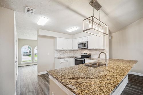 3519 Hombly Rd, Houston, TX, 77066-4829 | Card Image