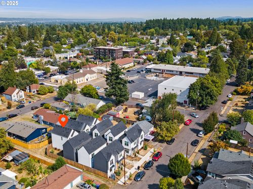 5271 N Oberlin St, Portland, OR, 97203-4253 | Card Image