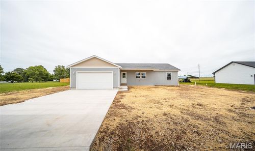 904 Schuenemeyer Rd, Owensville, MO, 65066-2416 | Card Image