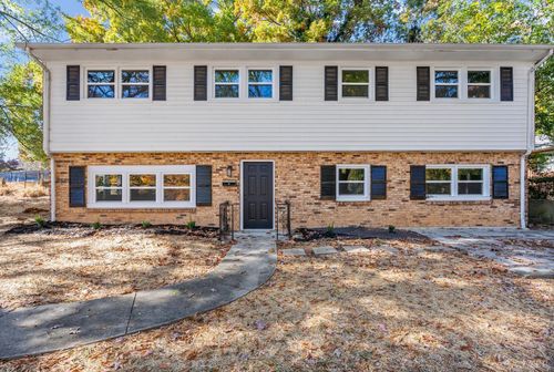 326 Clarkson Dr, Danville, VA, 24540-2032 | Card Image