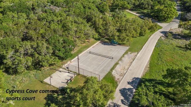 771 Mockingbird Cv, House other with 3 bedrooms, 2 bathrooms and null parking in Spring Branch TX | Image 15