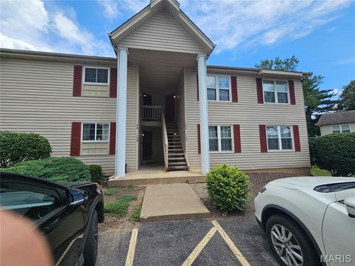 4-104 Sugar Bend Ct, Saint Peters, MO, 63376-7420 | Card Image