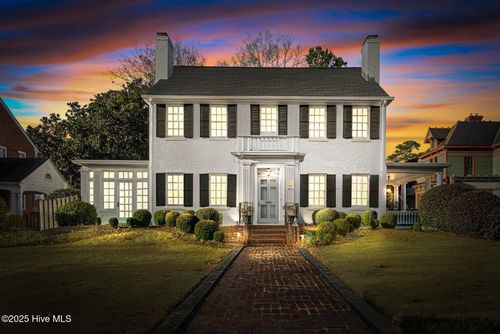 1208 N Main St, Tarboro, NC, 27886-3022 | Card Image