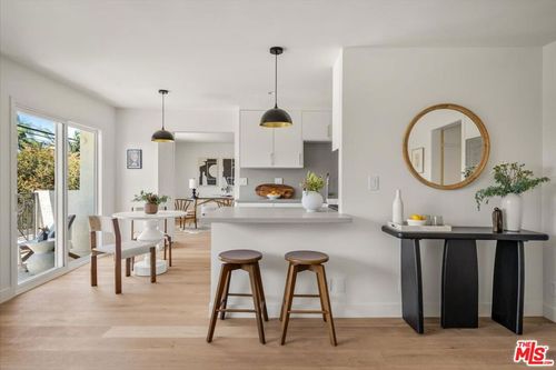 101-2721 2nd Street, Santa Monica, CA, 90405 | Card Image
