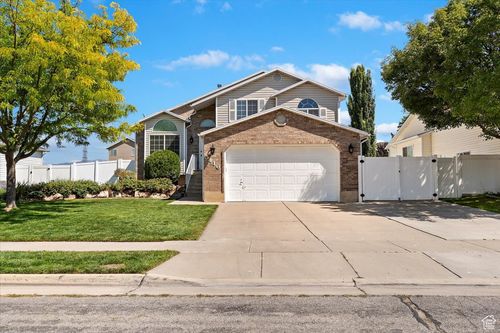 5416 S 3375 W, Roy, UT, 84067-9285 | Card Image